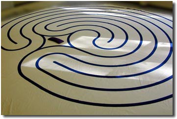 Portable canvas labyrinth
